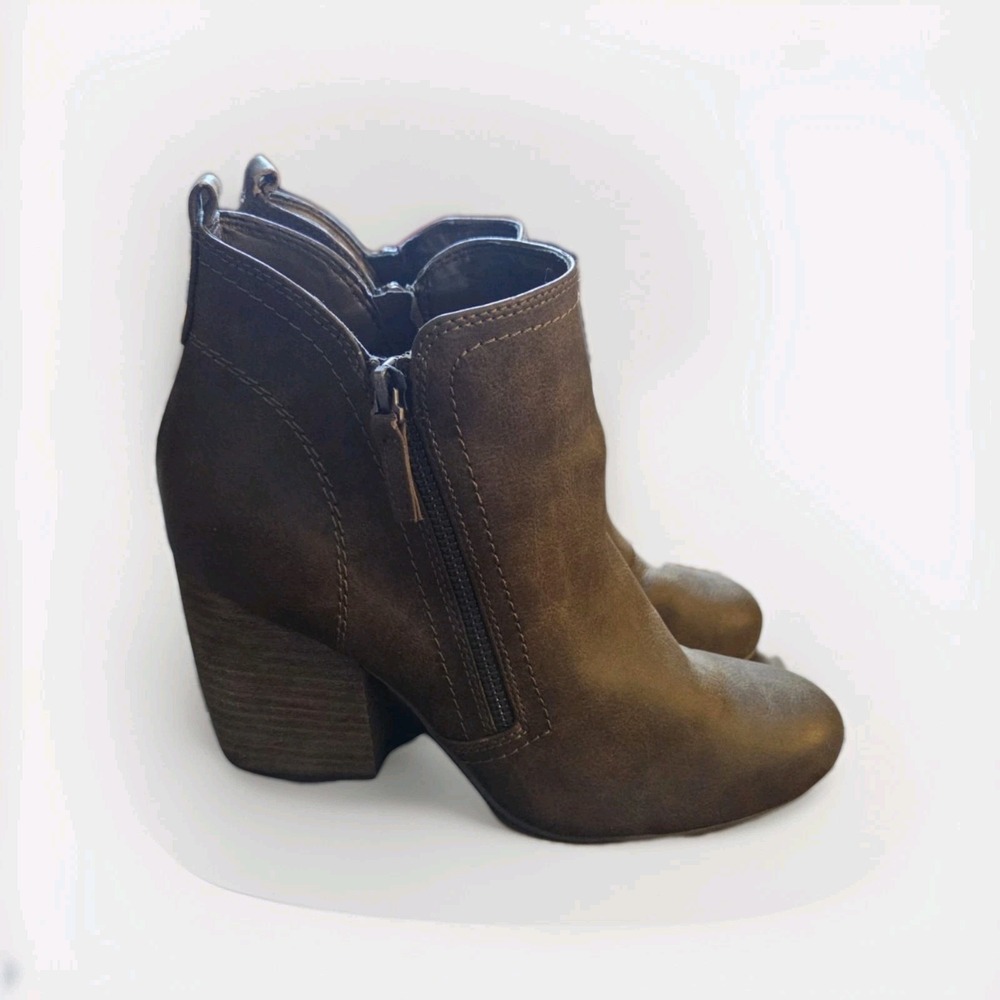 Crown Vintage CUTARYN2 Women's Ankle Booties Brown Block Heel Zip Boots Size 9M